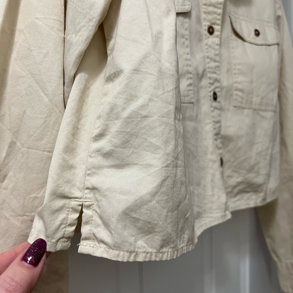 NWT Forever 21 Woven Button Down Shirt Natural - Picture 3 of 14